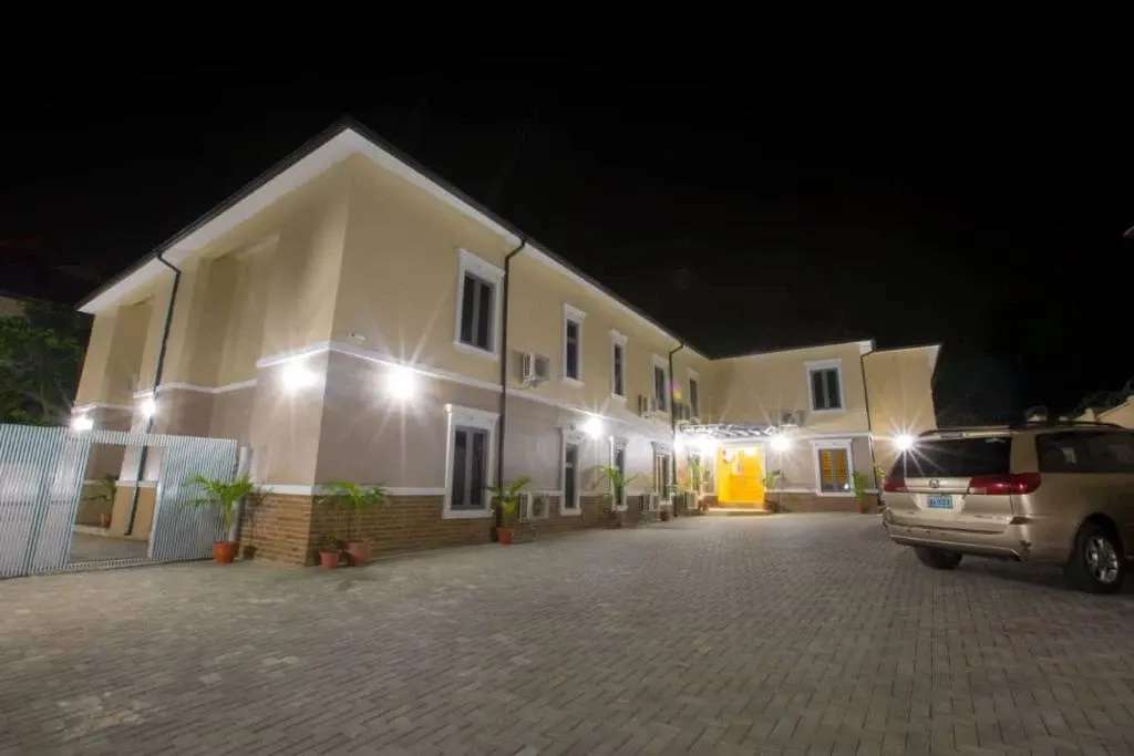 Ivana Suites, Abuja